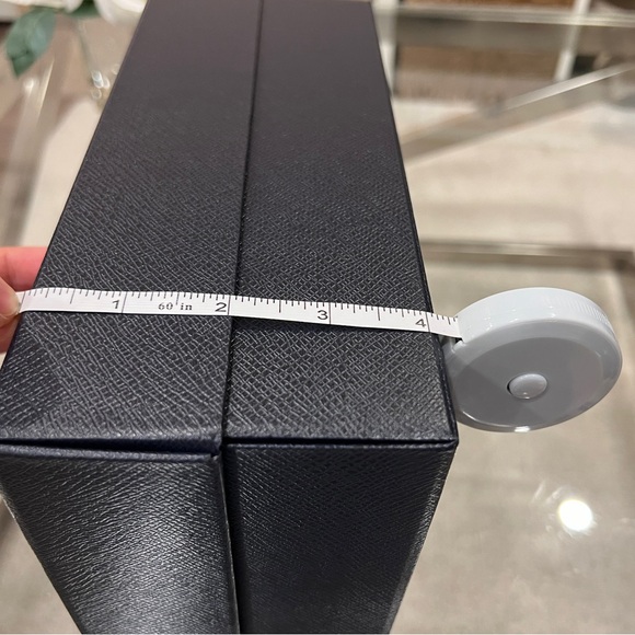 Prada Gift Box - Picture 8 of 8